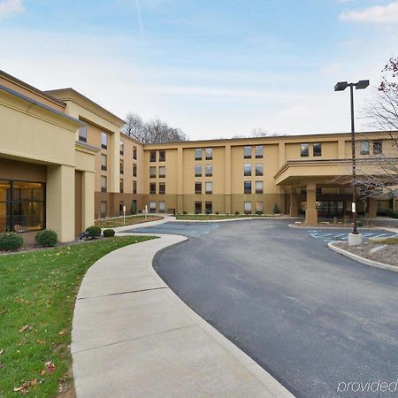 Mcknight Hotel McCandless Township Exterior foto